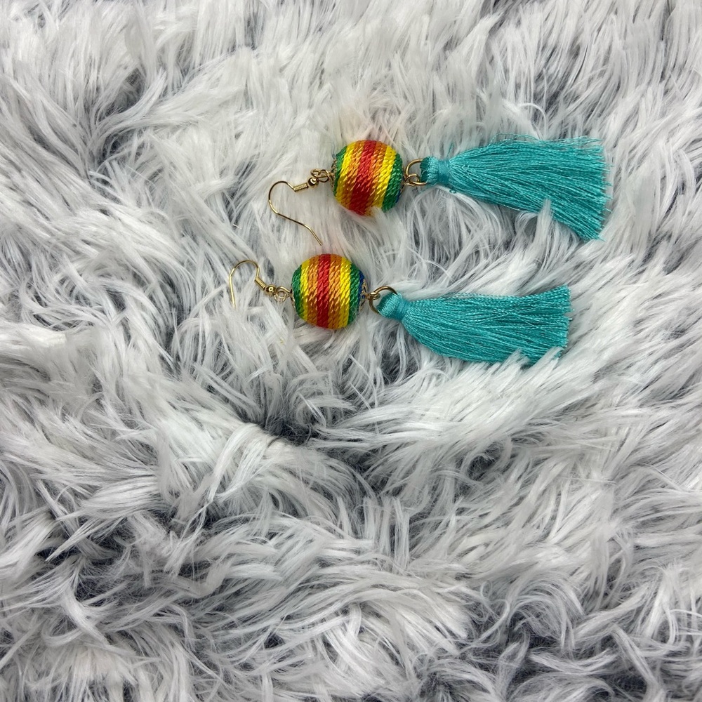 Chandelier earrings